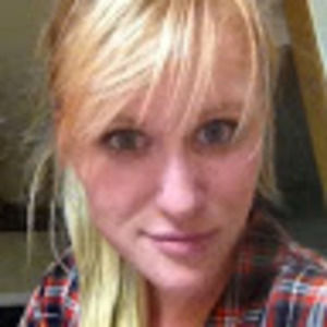 Meet your Posher, Caitlin